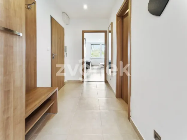 Pronájem bytu 2+kk, Zlín, Javorová, 34 m2