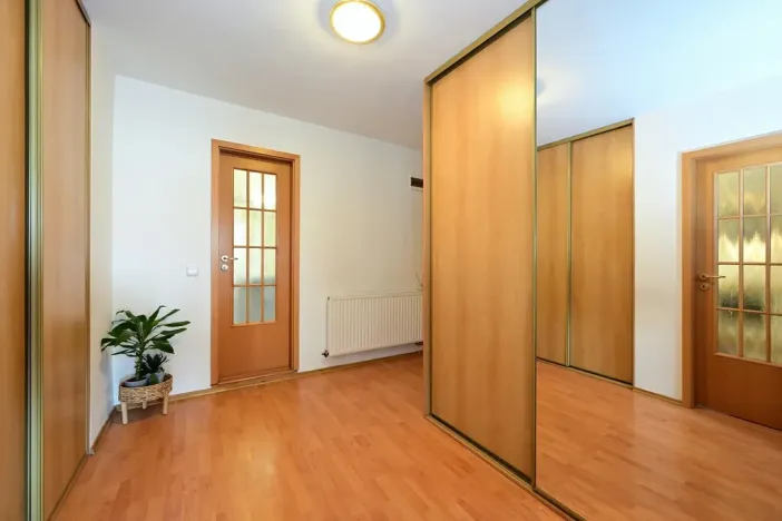 Pronájem bytu 2+1, Praha - Žižkov, Baranova, 85 m2