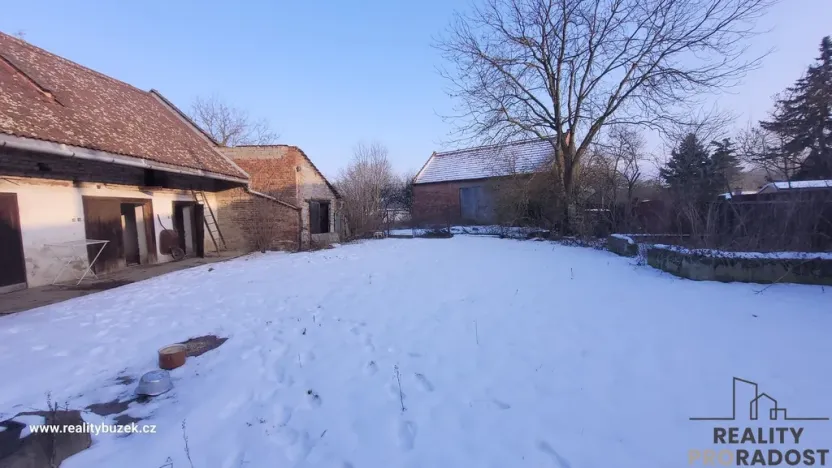 Pronájem zemědělské usedlosti, Střeň, 100 m2
