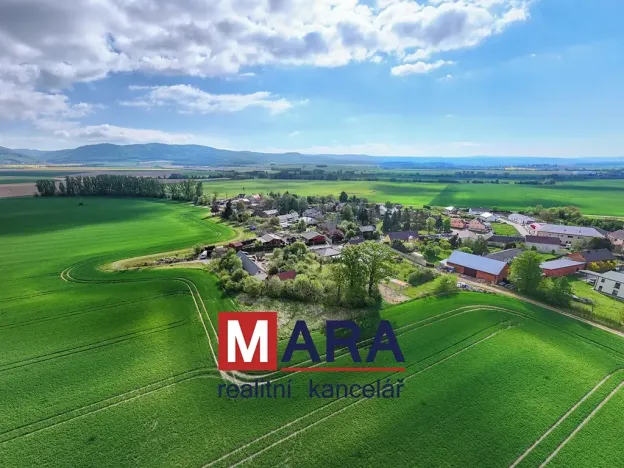 Prodej pozemku pro bydlení, Újezd, 1268 m2