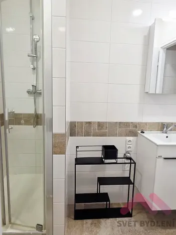 Pronájem bytu 1+1, Praha - Vinohrady, Kouřimská, 36 m2