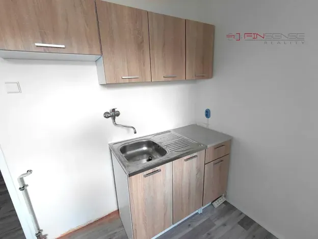 Pronájem bytu 1+1, Kladno, Kyjevská, 32 m2