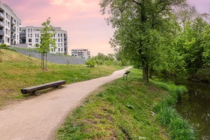 Pronájem bytu 2+kk, Praha - Hloubětín, Waltariho, 57 m2