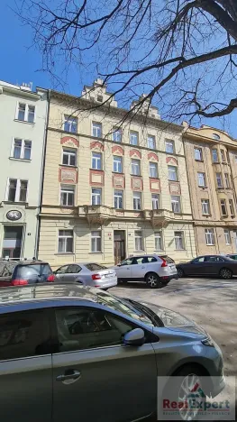 Pronájem bytu 3+1, Praha - Karlín, Kubova, 92 m2