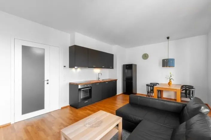 Pronájem bytu 2+kk, Praha - Holešovice, Sanderova, 51 m2