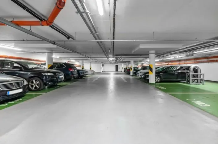 Pronájem bytu 2+kk, Praha - Holešovice, Sanderova, 51 m2