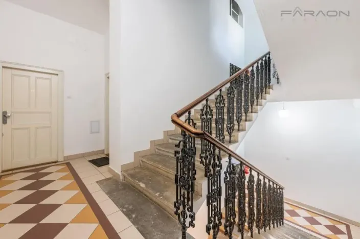 Pronájem bytu 2+1, Praha - Nové Město, Na hrádku, 60 m2