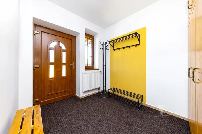 Prodej rodinného domu, Lipová-lázně, 232 m2