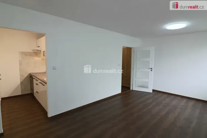 Pronájem bytu 1+kk, Kamenice, Sídliště II, 33 m2