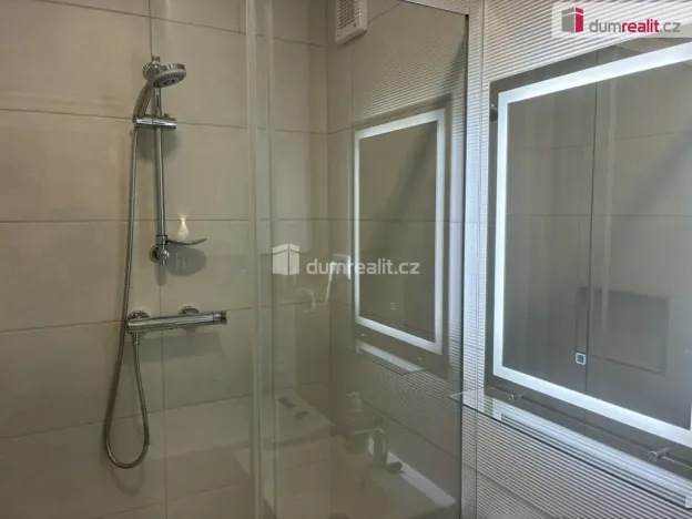 Pronájem bytu 1+kk, Kamenice, Sídliště II, 33 m2