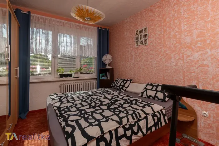 Prodej bytu 3+1, Orlová, Školní, 66 m2
