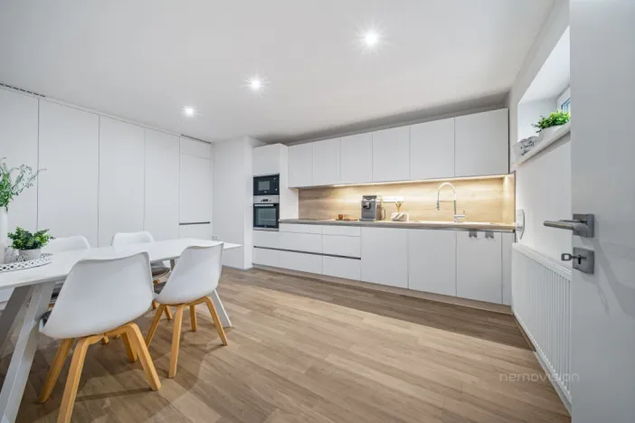 Prodej rodinného domu, Újezd u Brna, Nádražní, 234 m2