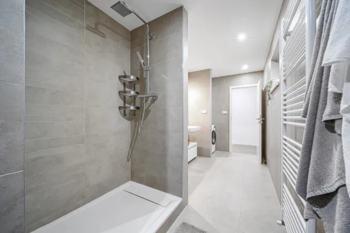 Prodej činžovního domu, Újezd u Brna, Nádražní, 234 m2