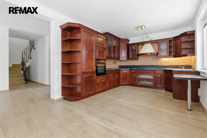Pronájem rodinného domu, Jenišov - Pod Rohem, K Rohu, 210 m2