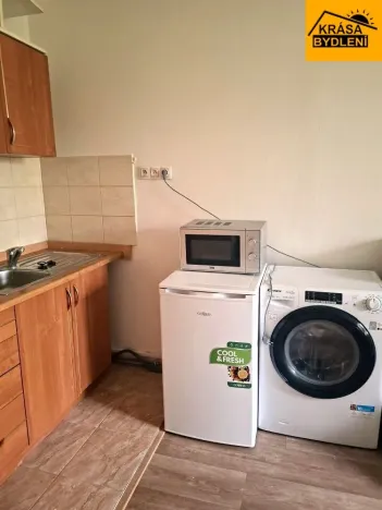 Pronájem bytu 1+kk, Olomouc, Jarmily Glazarové, 27 m2