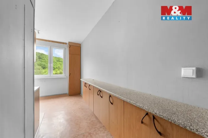 Pronájem bytu 1+1, Ústí nad Labem, Jizerská, 42 m2
