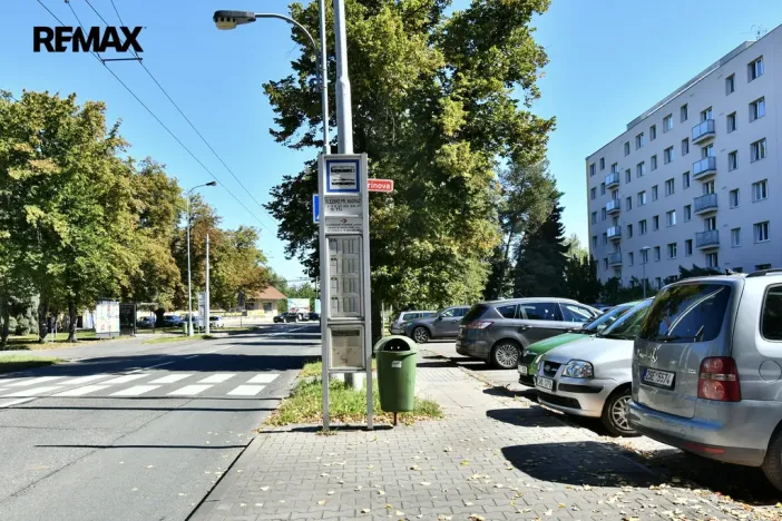 Pronájem bytu 3+1, Hradec Králové - Slezské Předměstí, třída SNP, 67 m2