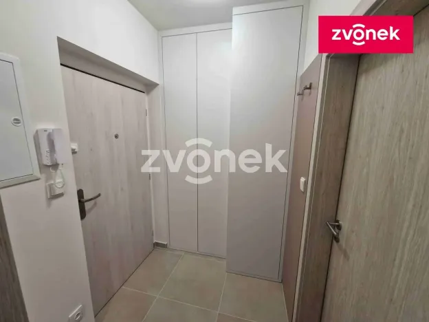 Pronájem bytu 1+kk, Uherské Hradiště, Zahrádky, 30 m2