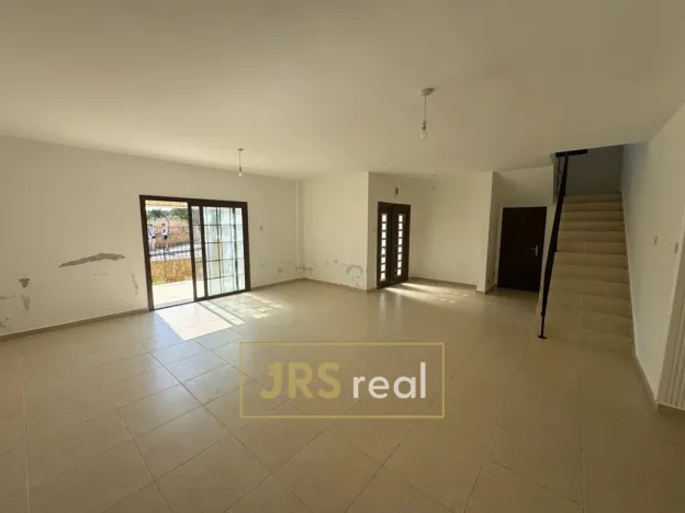 Prodej rodinného domu, Koma tou Gialou, Kypr, 205 m2