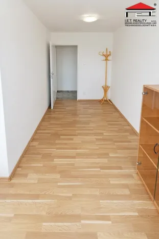 Pronájem bytu 2+1, Praha - Kbely, Svijanská, 40 m2
