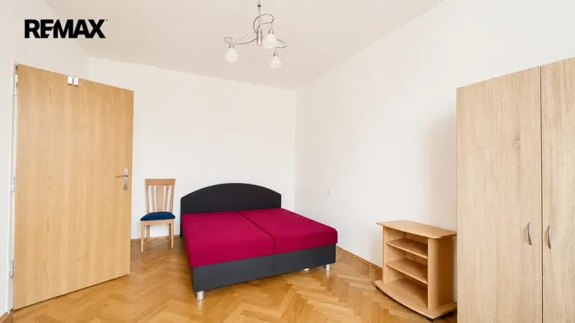 Pronájem bytu 2+1, Hradec Králové, Buzulucká, 70 m2