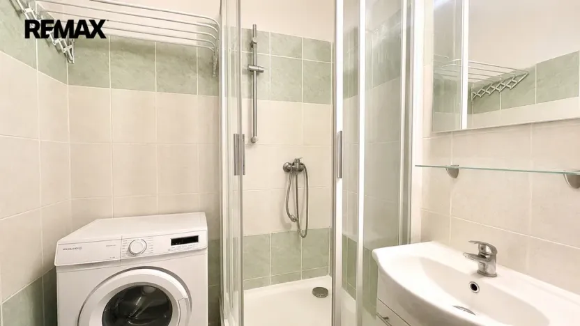 Pronájem bytu 2+1, Hradec Králové, Buzulucká, 70 m2