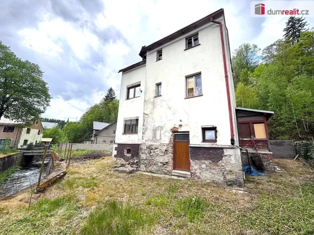 Prodej činžovního domu, Kraslice, V zátiší, 300 m2