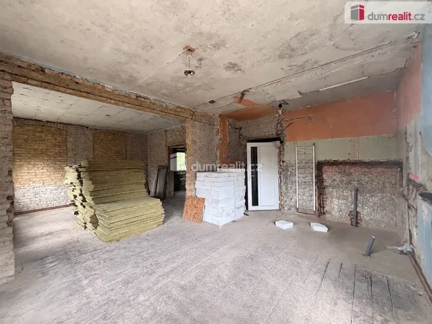 Prodej činžovního domu, Kraslice, V zátiší, 300 m2