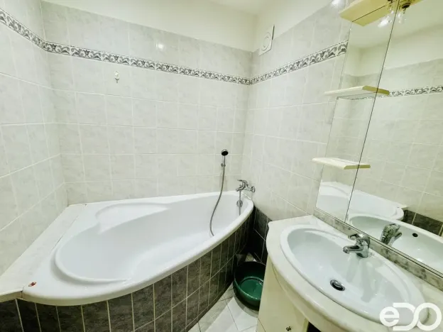 Pronájem bytu 3+1, Praha - Modřany, Urbánkova, 79 m2