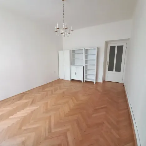 Pronájem bytu 2+kk, Praha - Bubeneč, Raisova, 41 m2