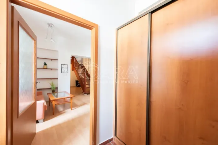 Pronájem bytu 2+kk, Praha - Karlín, Sokolovská, 62 m2