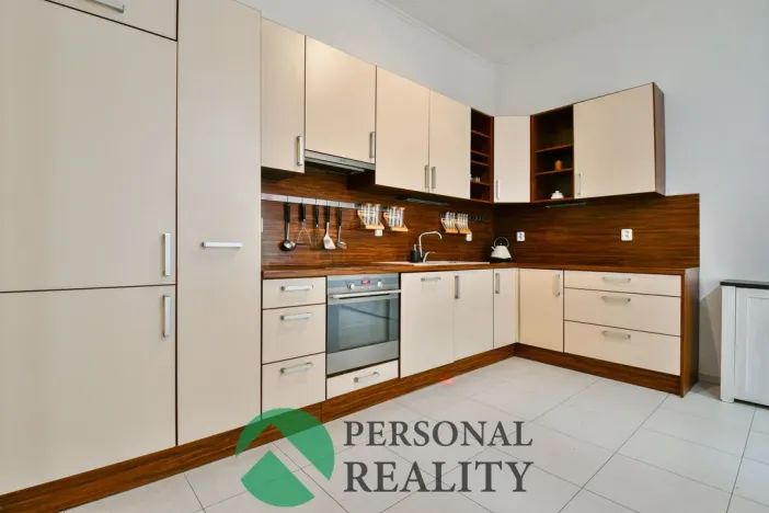 Pronájem bytu 3+kk, Mariánské Lázně, Mladějovského, 86 m2