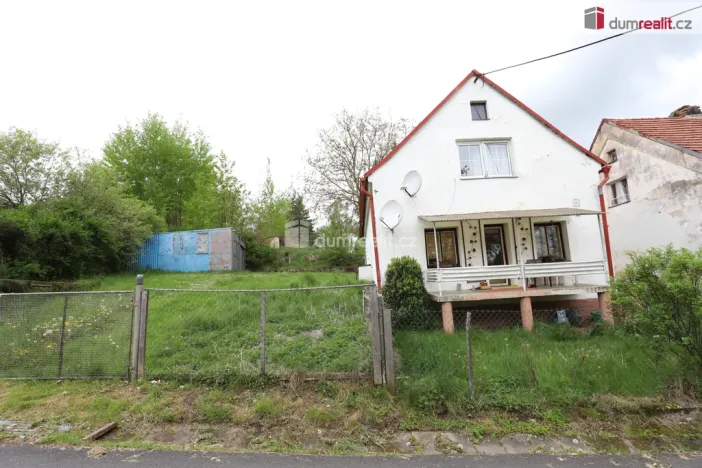 Prodej pozemku pro bydlení, Chlum Svaté Maří, Zahradní, 2158 m2