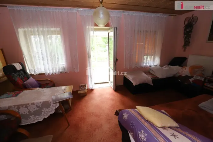Prodej pozemku pro bydlení, Chlum Svaté Maří, Zahradní, 2158 m2