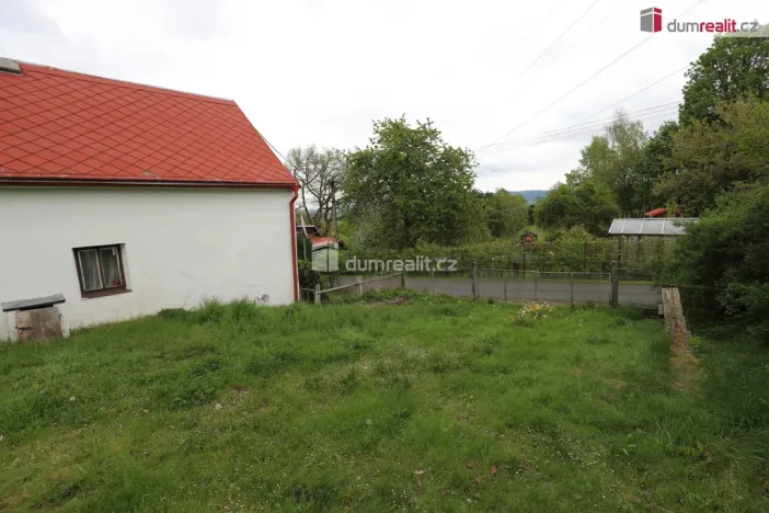 Prodej pozemku pro bydlení, Chlum Svaté Maří, Zahradní, 2158 m2