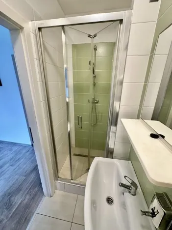 Pronájem bytu 2+kk, Praha - Vysočany, U Harfy, 40 m2