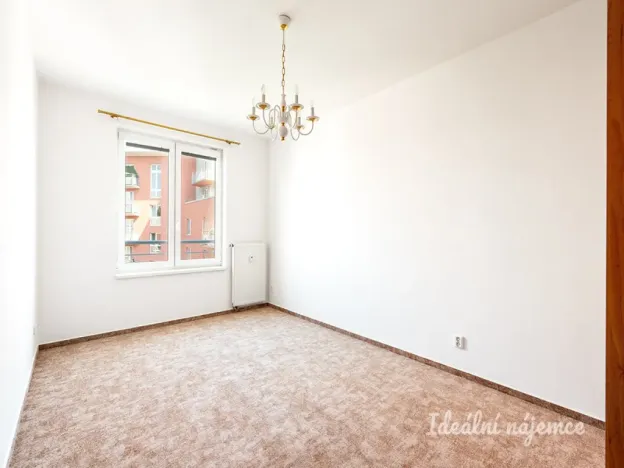 Pronájem bytu 2+kk, Praha - Záběhlice, Velenovského, 52 m2