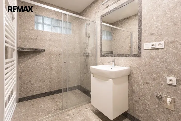 Pronájem rodinného domu, Otrokovice, B. Němcové, 90 m2
