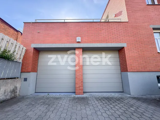 Pronájem bytu 4+kk, Zlín, Nad Ovčírnou III, 87 m2