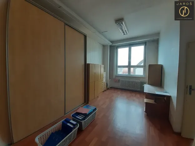 Pronájem kanceláře, Kladno, Dělnická, 20 m2