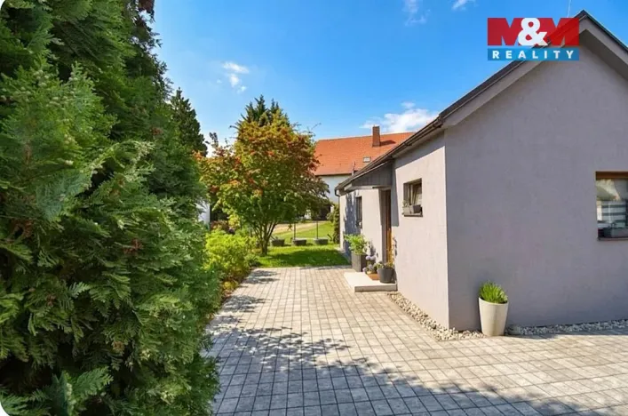 Prodej rodinného domu, Panenské Břežany, Strmá, 73 m2