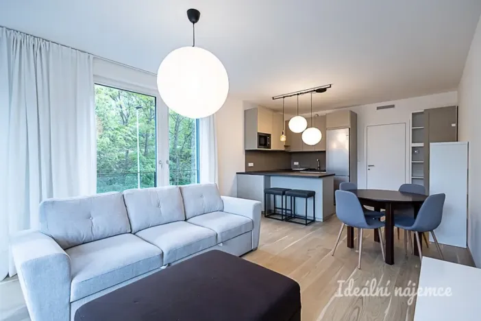 Pronájem bytu 2+kk, Praha - Lysolaje, Lysolajské údolí, 62 m2