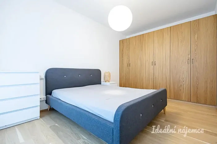 Pronájem bytu 2+kk, Praha - Lysolaje, Lysolajské údolí, 62 m2