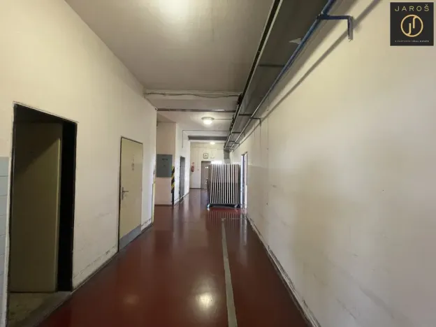 Pronájem výrobních prostor, Kladno, Dělnická, 291 m2