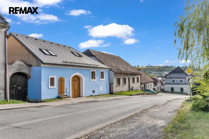 Prodej rodinného domu, Kamenice, 330 m2