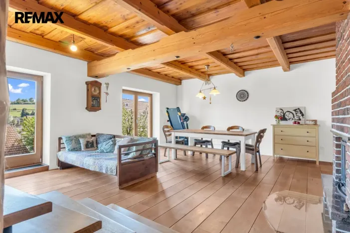 Prodej rodinného domu, Kamenice, 330 m2