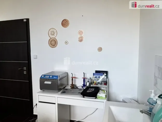 Pronájem komerční nemovitosti, Praha - Kunratice, Jana Růžičky, 5 m2