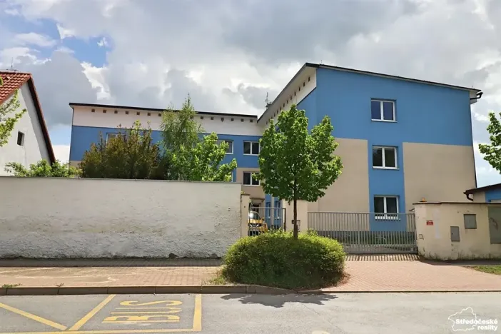 Pronájem bytu 1+kk, Praha - Újezd nad Lesy, Staroújezdská, 43 m2