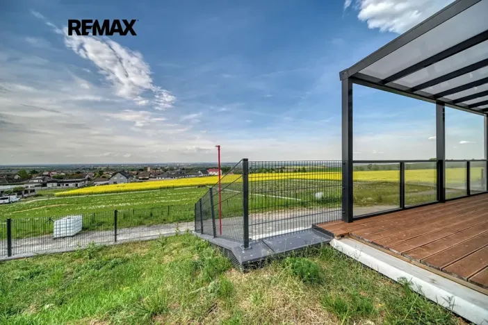Pronájem rodinného domu, Červené Pečky, Hrabáňova, 213 m2