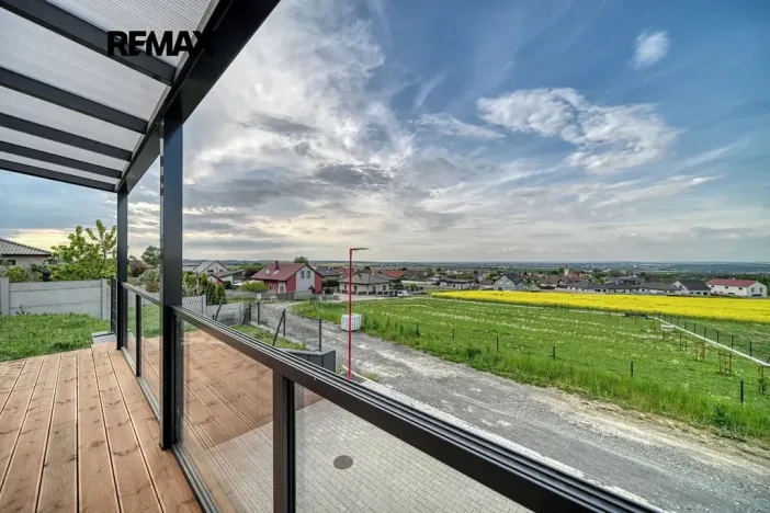 Pronájem rodinného domu, Červené Pečky, Hrabáňova, 213 m2